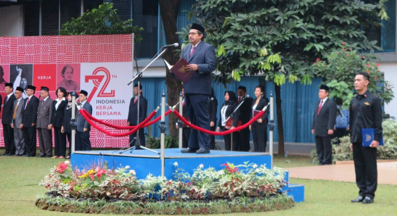 Ilustrasi: Dirjen SDPPI Ismail selaku Inspektur Upacara pada Peringatan HUT RI ke-72 membacakan Pancasila