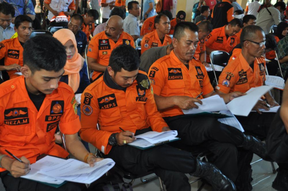 Ilustrasi: Peserta dari BPBD Kota Bogor mengikuti UNAR ke-IV yang berlangsung di Aula Serbaguna, Bumi Perkemahan Cimandala, Bogor, Jawa Barat. Balmon Bandung yang merupakan Unit Pelaksana Teknis Ditjen SDPPI di Jawa Barat telah menguji total 1.314 operator amatir radio sepanjang 2017.