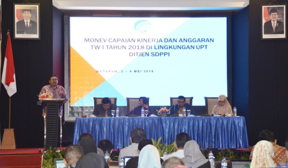 Ilustrasi: Dirjen SDPPI,Ismail membuka Monev capaian anggaran dan kinerjja triwulan I Kantor Pusat dan UPT di Mataram (4/5).