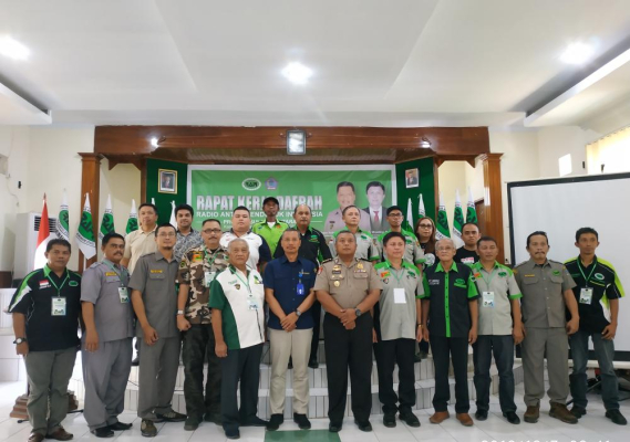 Ilustrasi: Foto bersama saat Rapat Kerja Daerah (Rakerda) Radio Antar Penduduk Indonesia (RAPI) Sulawesi Utara, Balai Monitor Spektrum Frekuensi Radio (SFR) Kelas II Manado, memperkenalkan Program Maritime on the Spot (MOTS), Manado (7/12/2019)