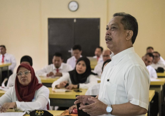 Ilustrasi: Sesditjen SDPPI R. Susanto menyampaikan paparan dalam kegiatan diklat PPNS Ditjen SDPPI di Lemdiklat POLRI Megamendung Bogor pada Senin (2/03/2020)