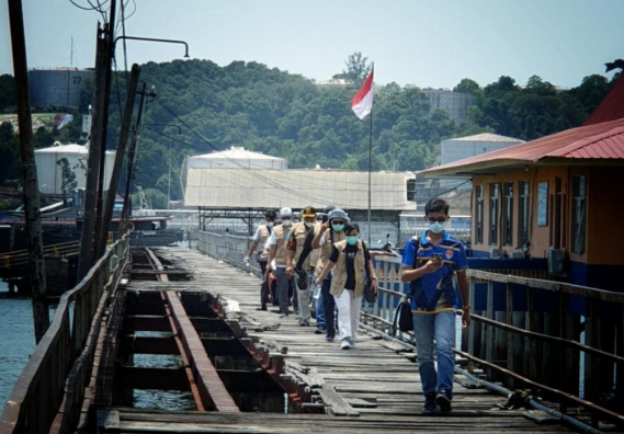 Ilustrasi: Tim Sosialisasi dari Balai Monitor Spektrum Frekuensi Radio (SFR) Kelas II Batam melakukan kegiatan maritime on the spot dengan menyasar nelayan di 4 pelabuhan di Batam