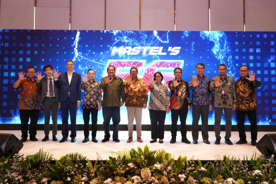 Ilustrasi: Dirjen SDPPI bersama pengurus MASTEL berfoto bersama dalam kegiatan Mastel 5G Summit 2022, Kamis (24/11/2022).