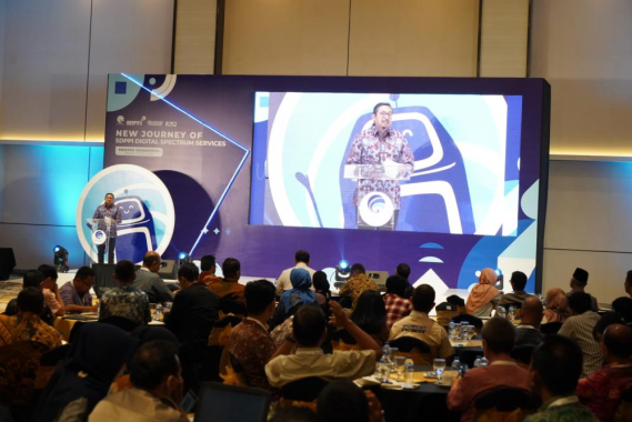 Ilustrasi: Caption : Dirjen SDPPI Ismail memberi sambutan pada peluncuran Loket baru Pelayanan Ditjen SDPPI, Jum'at (23/06/2023) yang dihadiri para mitra kerja.