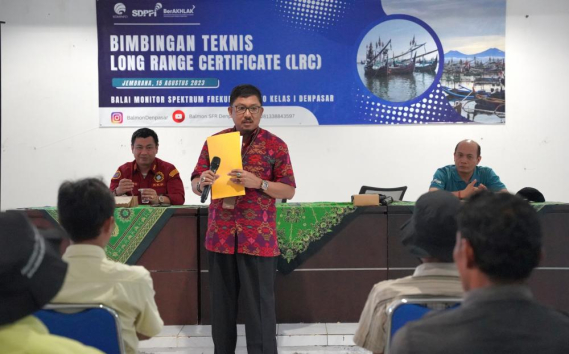 Ilustrasi: Kepala Balai Monitor Kelas I Denpasar Zainullah Manan memberi sambutan dlam kegiatan Bimtek kepada Nelayan, Selasa (15/8/2023).