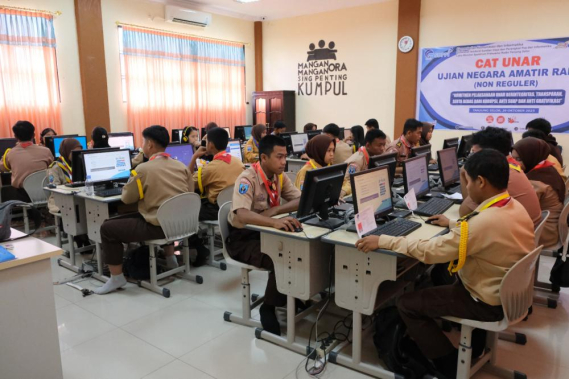 Ilustrasi: Sekira 34 orang pelajar pramuka mengikuti Ujian Negara Amatir Radio (UNAR) yang dilaksanakan oleh Loka Monitor Tanjung Selor pada tanggal Minggu (29/10/2023) di SMA 1 Tanjung Selor.